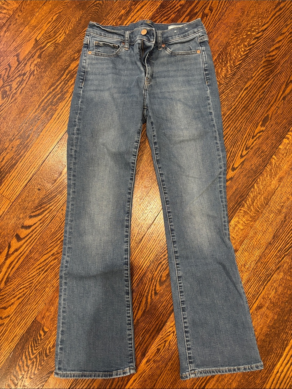 GAP Women's Midwash Flare Jeans - Blue